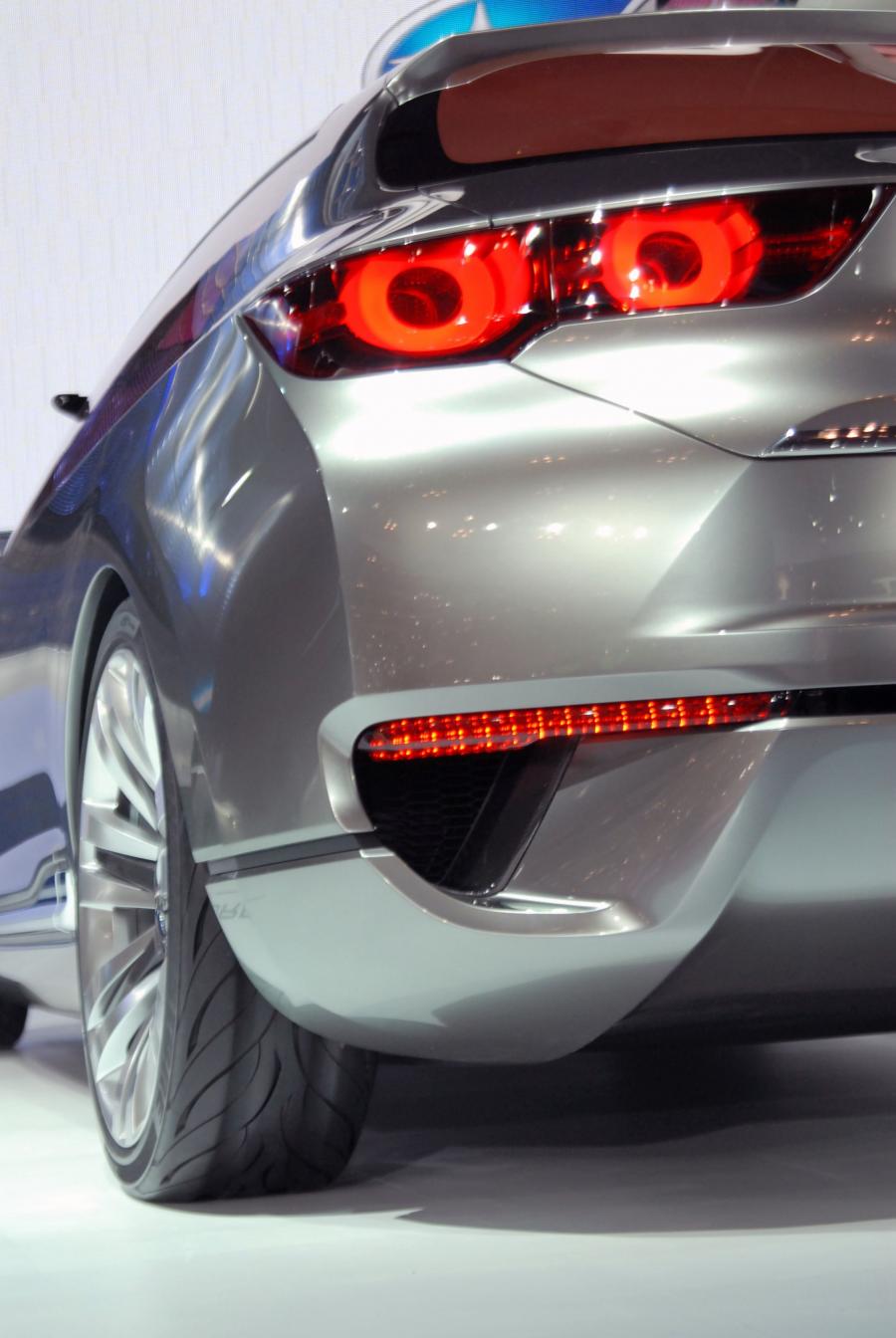  Subaru Hybrid Tourer Concept 2009 года  (фото 64 из 86)